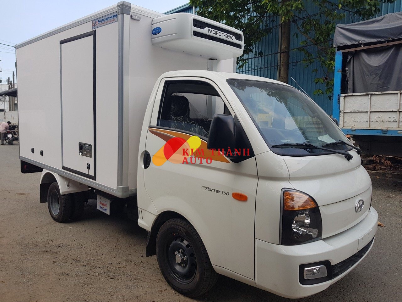 Xe Hyundai H150 Thùng Đông Lạnh 1T5 - Ảnh 2