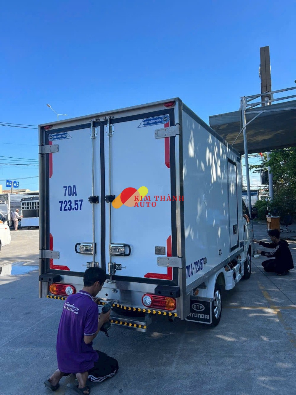 Xe Hyundai H150 Thùng Đông Lạnh 1T5 - Ảnh 2