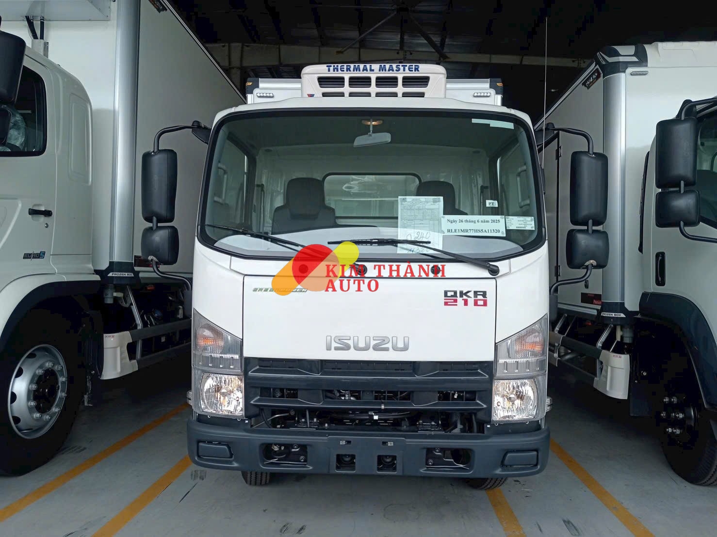 Xe tải Isuzu 1.9 tấn đông lạnh - Ảnh 4