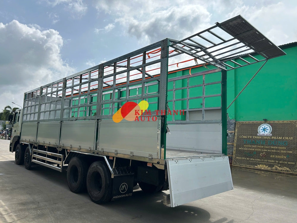 Xe Hyundai HD320 17 TấnThùng Mui Bạt 12M2 - Ảnh 2