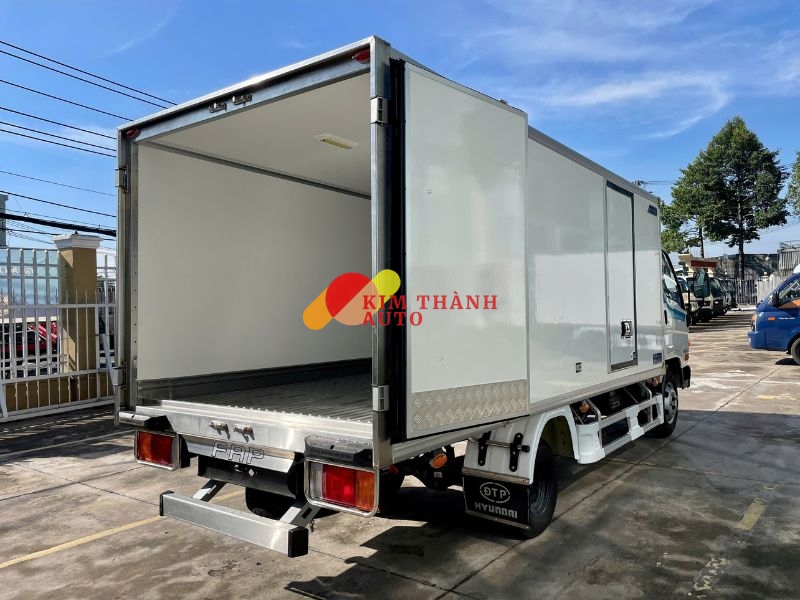 Xe Hyundai N250SL Thùng Đông Lạnh 1T9 - Ảnh 2