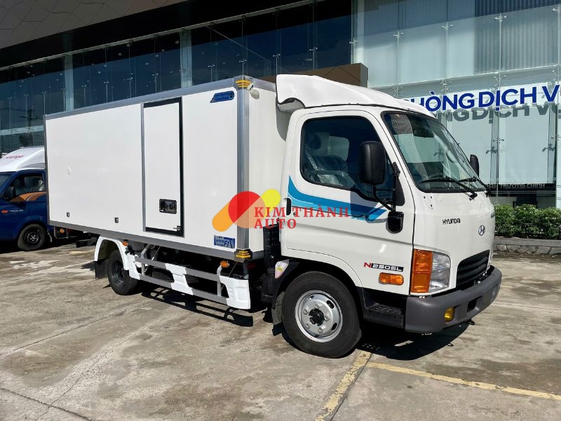 Xe Hyundai N250SL Thùng Đông Lạnh 1T9