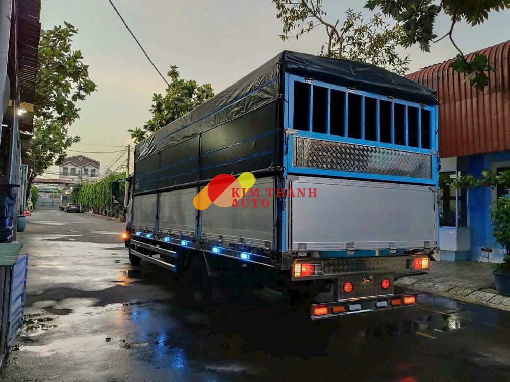 Xe Isuzu FRR650 6T5 Thùng Mui Bạt Bửng Nhôm - Ảnh 2
