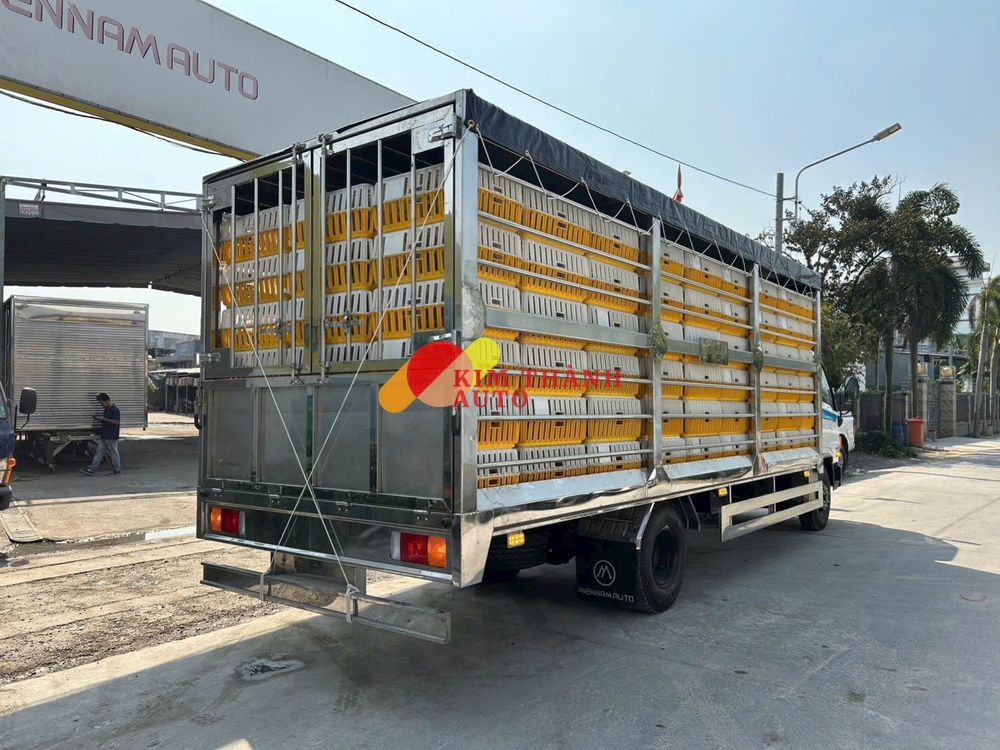 Xe Hyundai W11XL 6T5 Chở Gia Cầm 6M3 - Ảnh 5