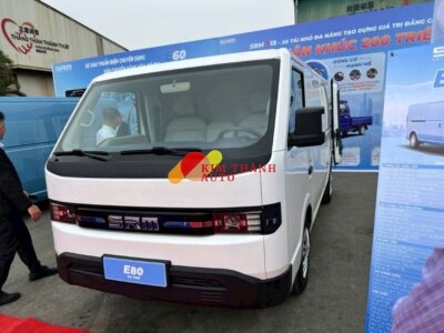 Nên Mua Xe Van Điện Hay Xe Van Xăng?