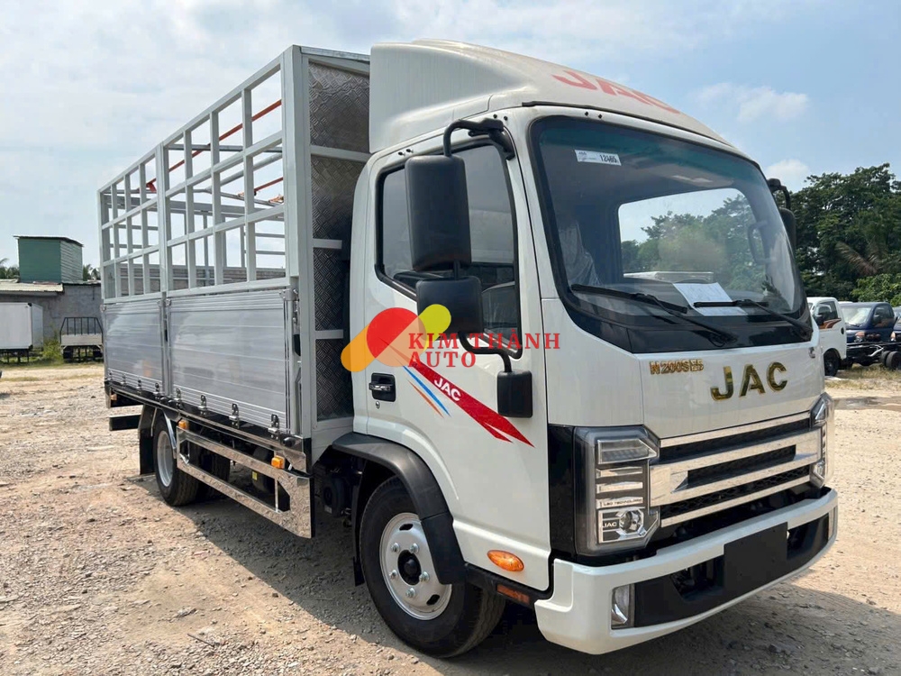 Xe Tải Jac N200S Pro 1T9 Thùng Mui Bạt 4m4